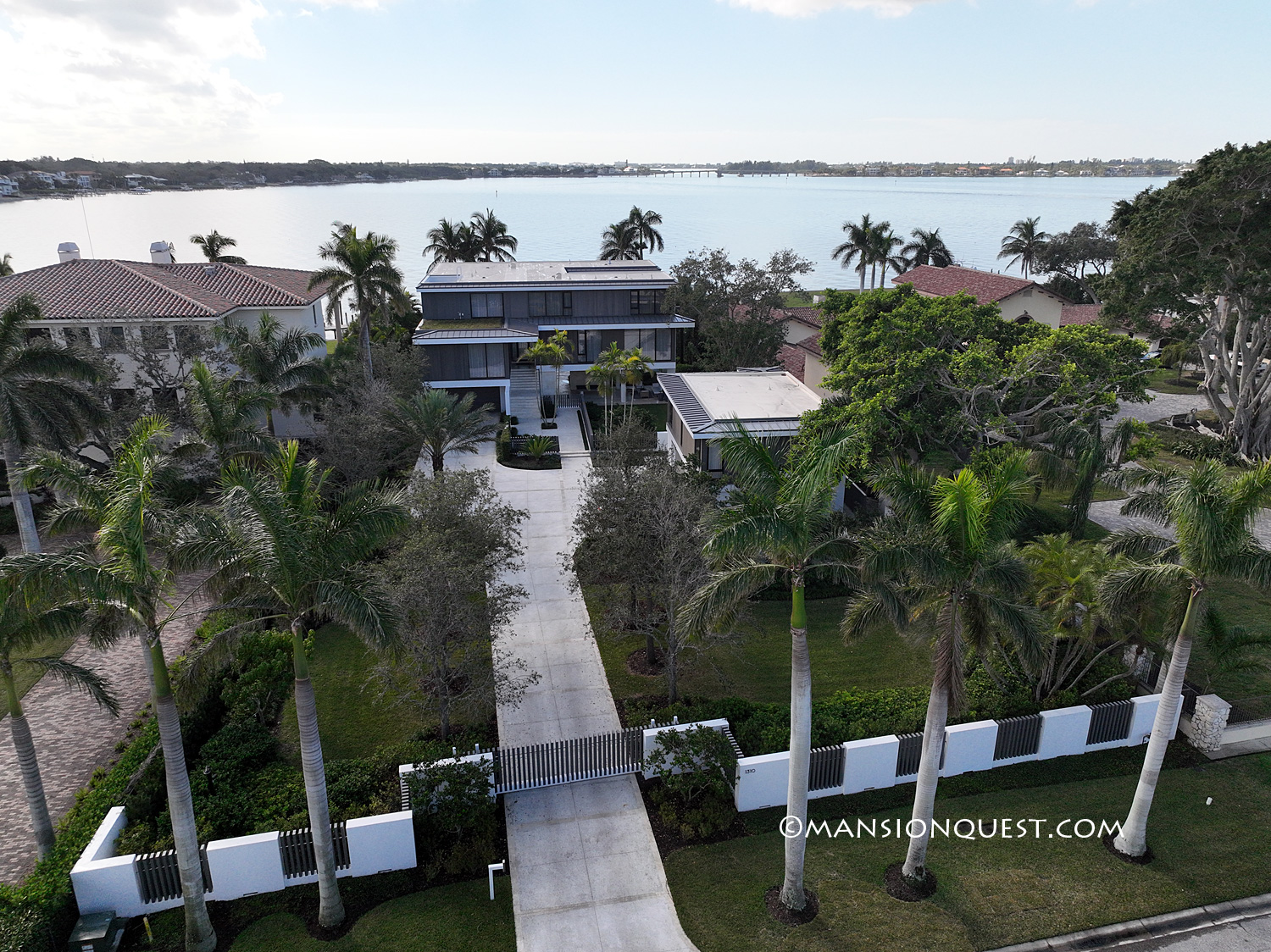 1310 Hillview Dr.