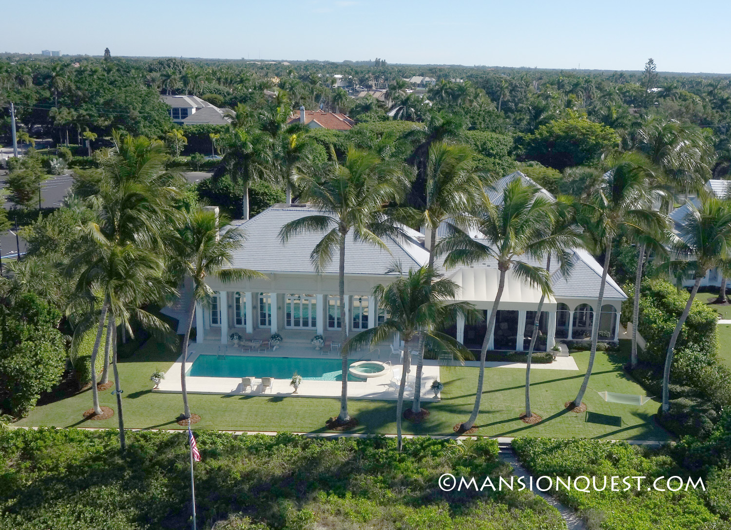 2976 Gordon Dr.