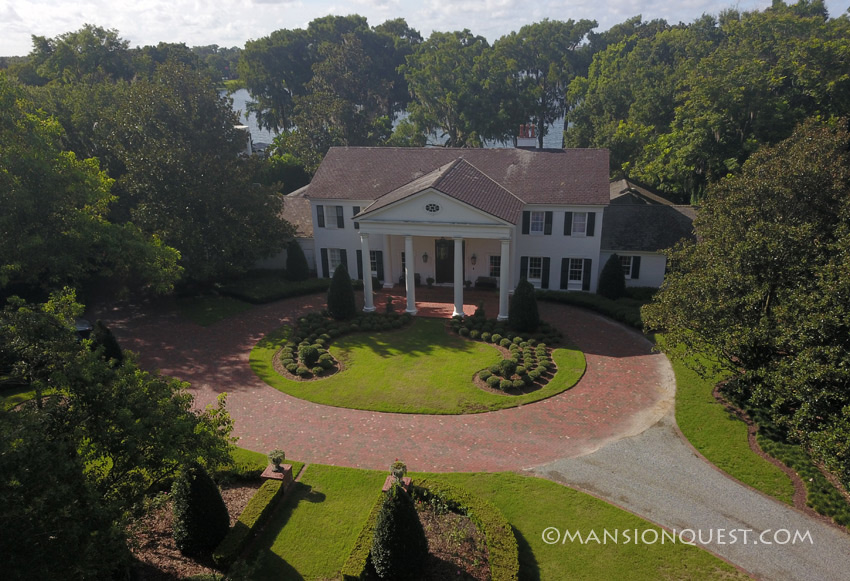 800 N Interlachen Ave
